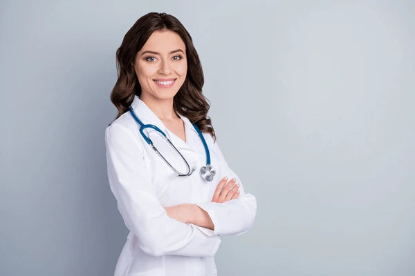 <em>Dr. Paula Ramirez - Especialista en Dermatología</em>